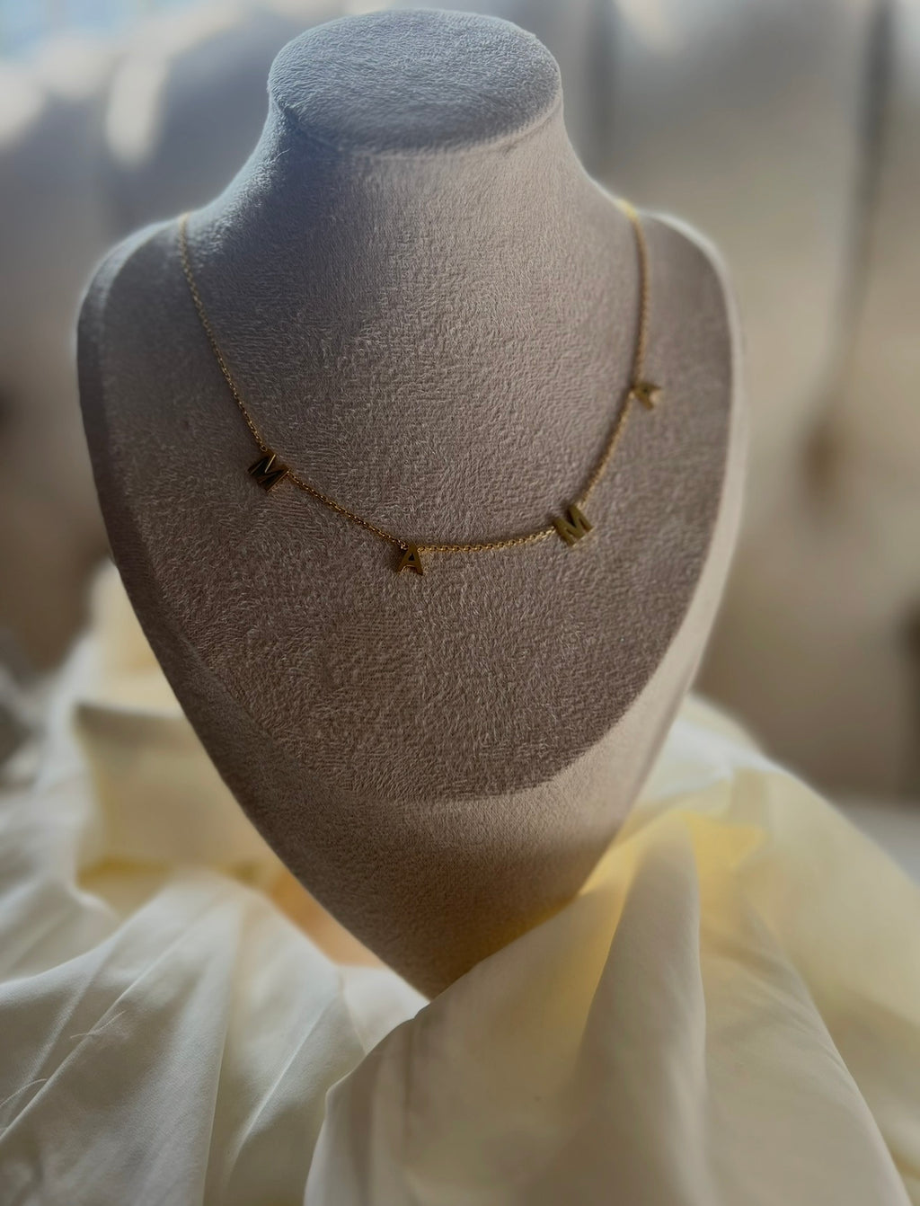 24/7 14K Mama Necklace